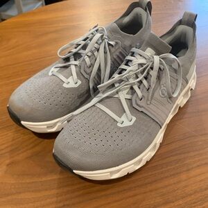 OnCloud Men’s Cloudswift 4 - Gray/9.5